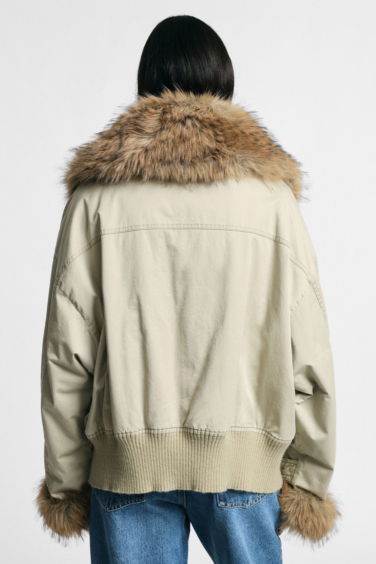 Blouson aviateur femme oversize, vue de profil – Please