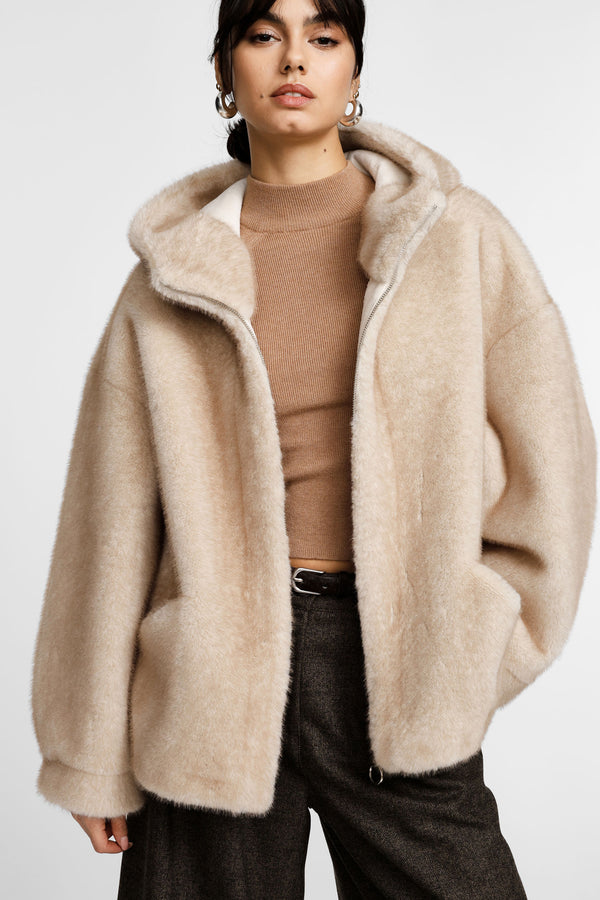 Veste fausse fourrure femme à capuche – fermeture zippée, coloris beige – Please