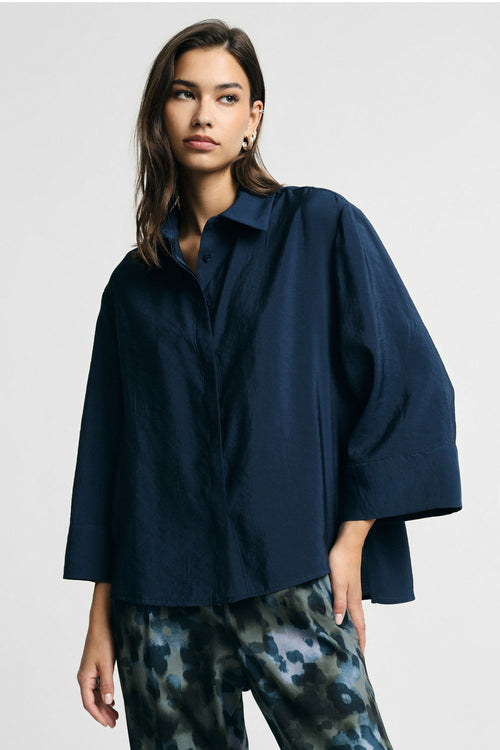 Chemisier ample à manches kimono porté – Please Femme (IR)