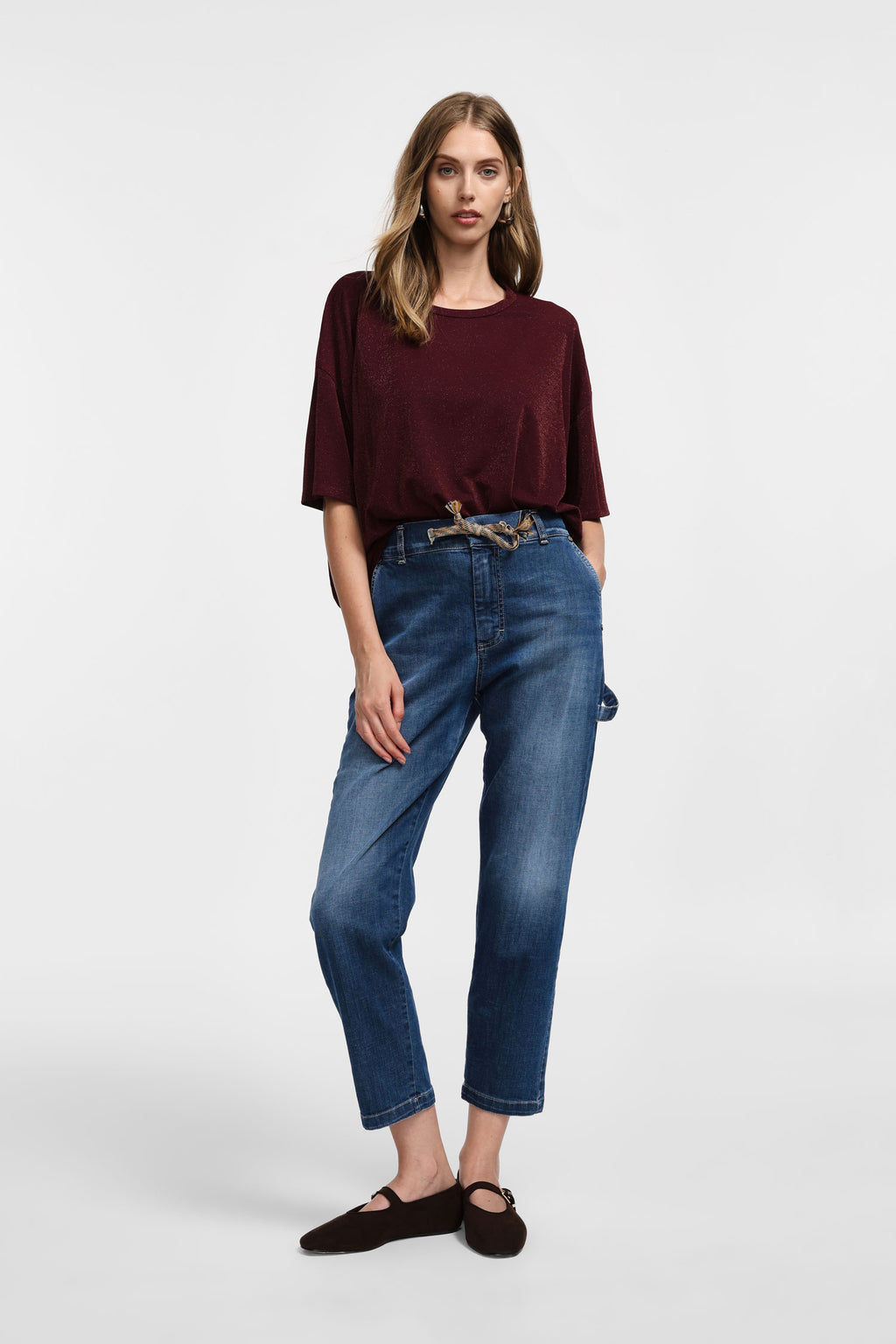 Please Femme jean forme charpentier a taille coulissée en denim bleu medium, porté face, coloris denim bleu – Please