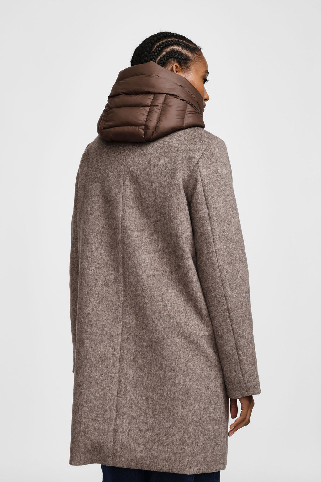 Manteau femme en laine mélangée à plastron matelassé – capuche, coloris marron – Please