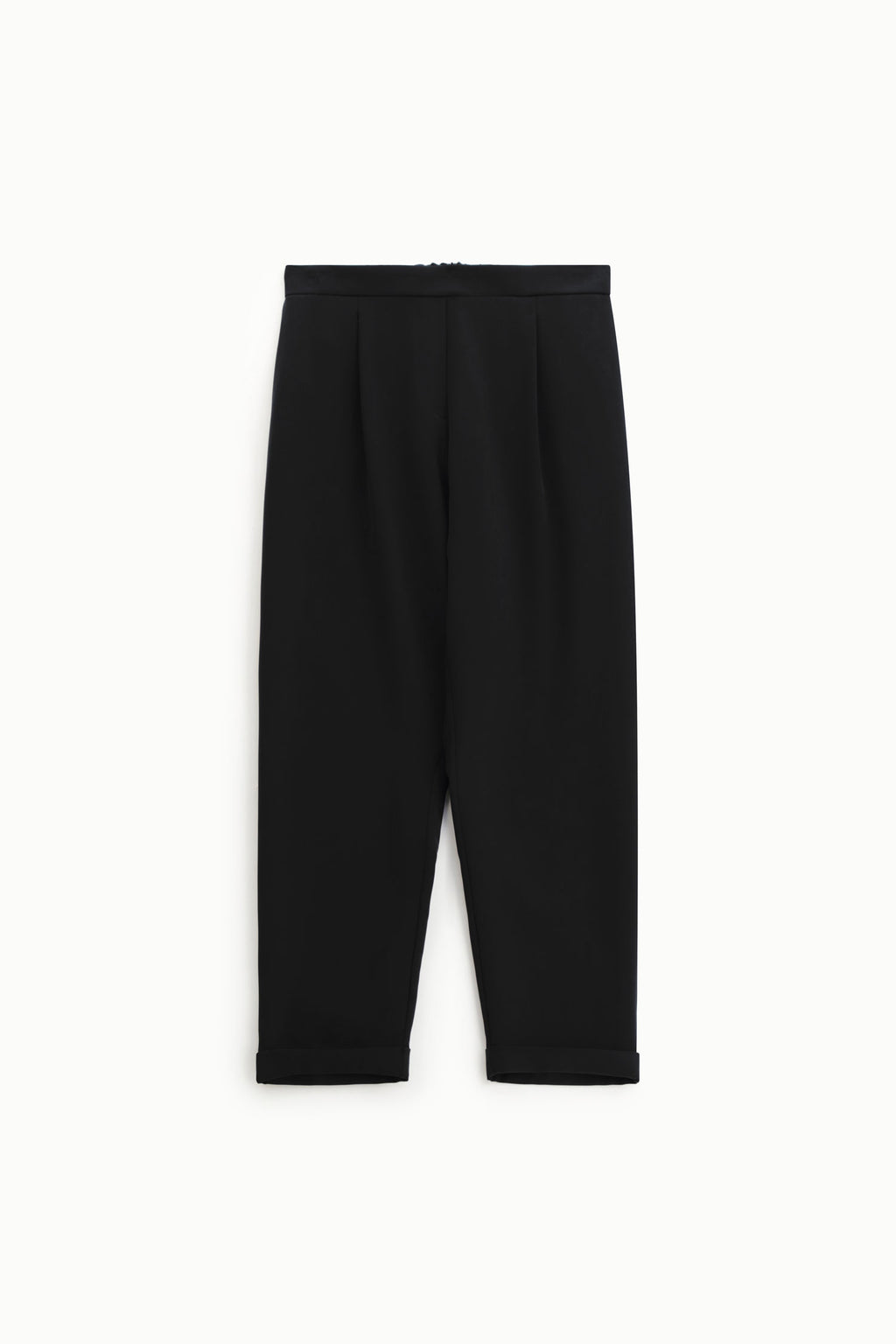 Pantalon fluide forme carotte en crêpe Noir Please