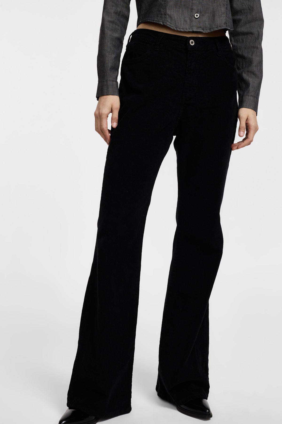 Jean flare femme taille haute, vue de profil – Please
