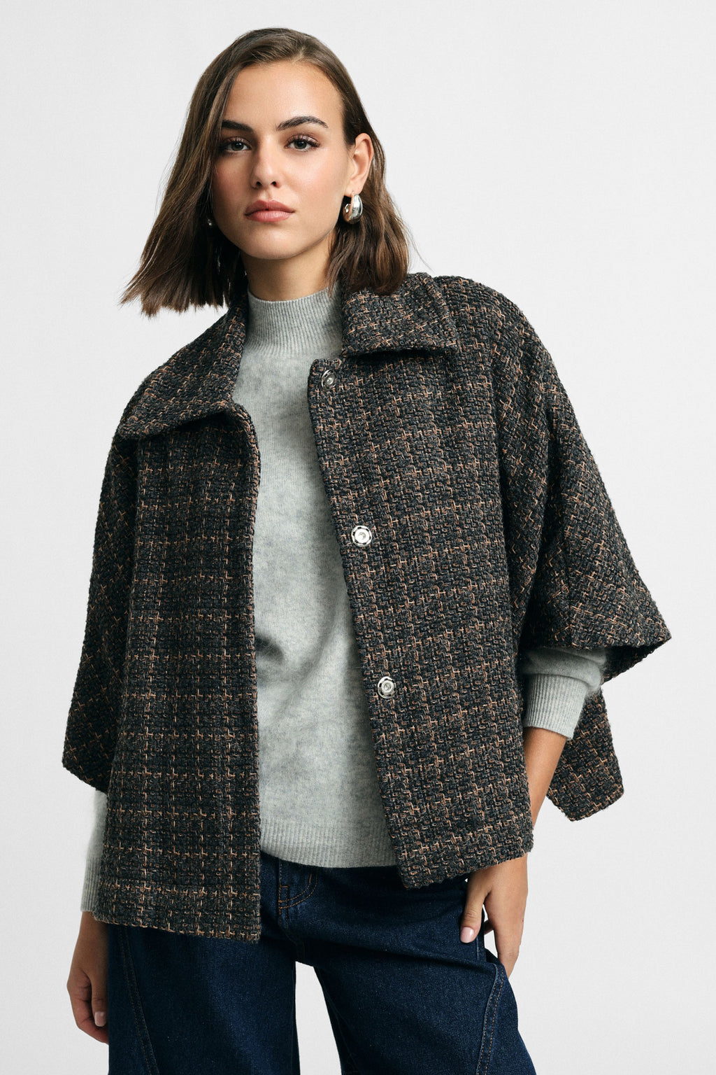 Veste courte manches trois-quarts à carreaux Gris et camel, porté face, coloris gris et camel – Please