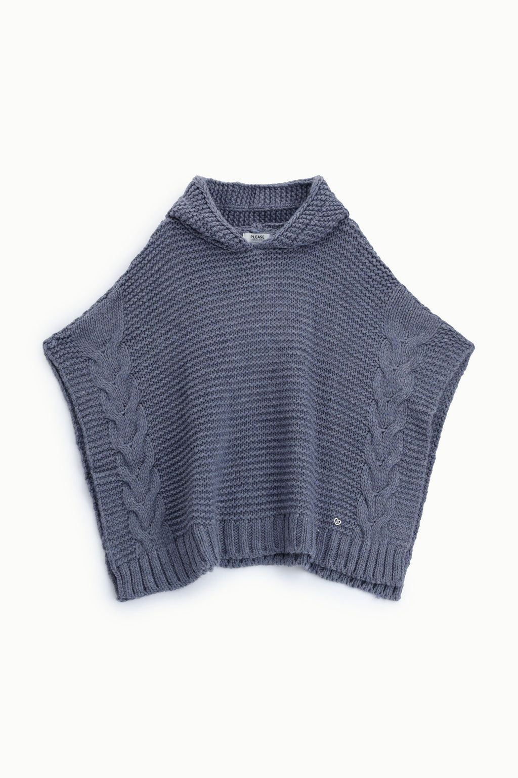 Poncho torsadé à capuche en grosse maille – Please