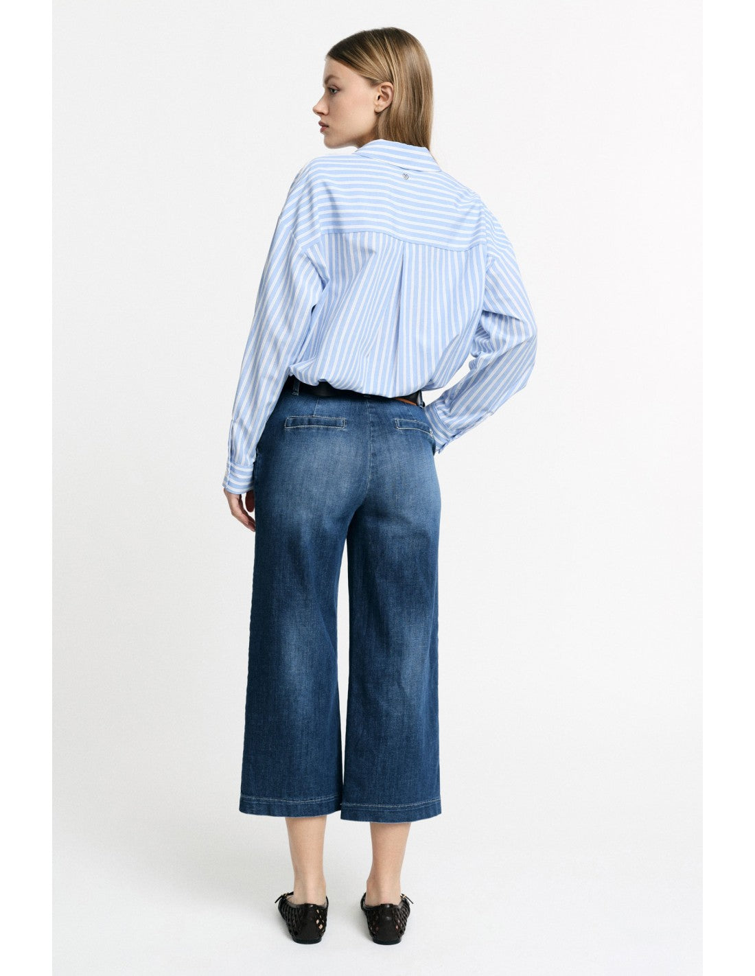 Jean cropped à jambe large avec ceinture - Please