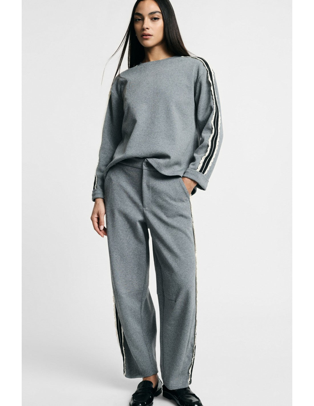Pantalon fuselé bandes latérales Gris chiné Please