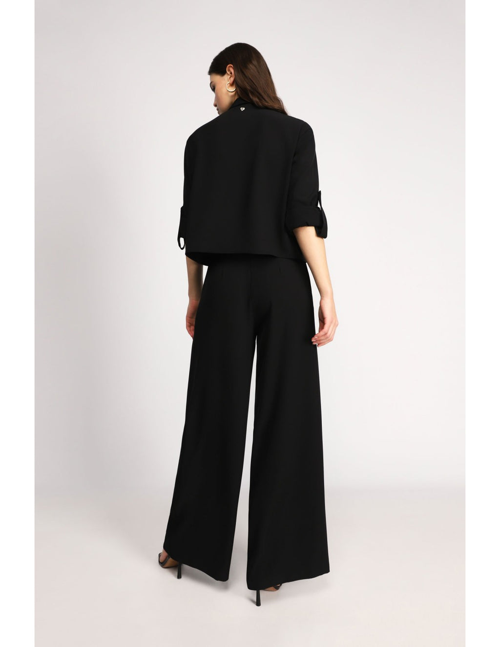 Please Pantalon Bleu Marine à doubles pinces et jambes évasées en crêpe